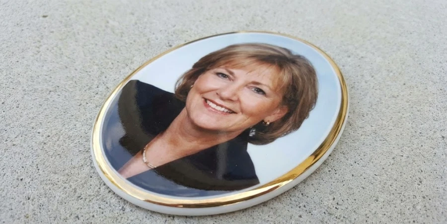 otokeramika-na-pamyatnik-obrazec